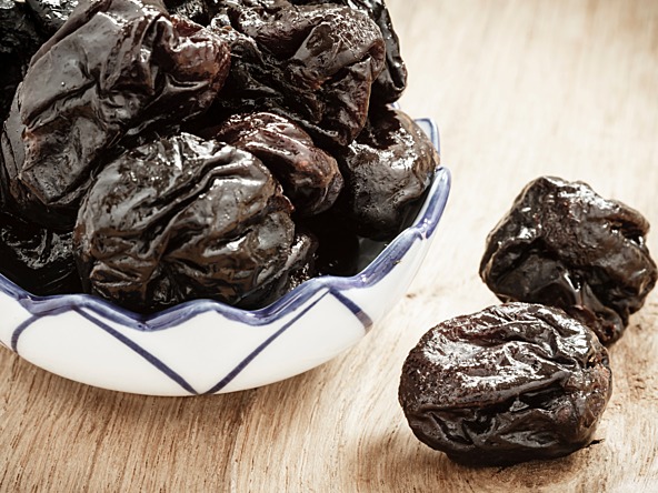 Prunes crop